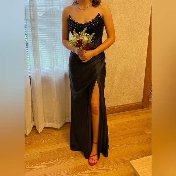 Chic Black Satin Dress - Picture 5 of 7